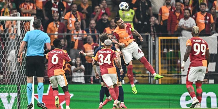 Galatasaray, UEFA Şampiyonlar Ligi'nde rakibini 31 yendi