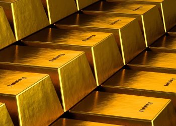 Altın, 4 bin dolar seviyesini aşarak rekor kırdı