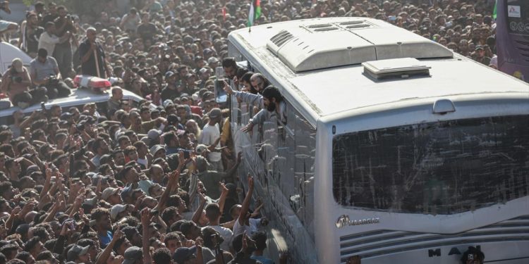 Hamas: İsrail hapishanelerindeki Filistinlilerin serbest bırakılması ulusal ve tarihi bir başarı