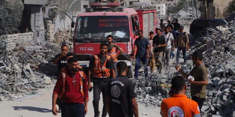 Gazze'deki Sivil Savunma: İnsani felaket devam ediyor uluslararası müdahale istiyoruz