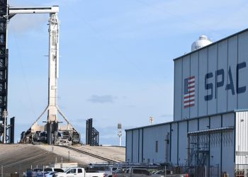 SpaceX ile NASA arasında Ay krizi çıktı