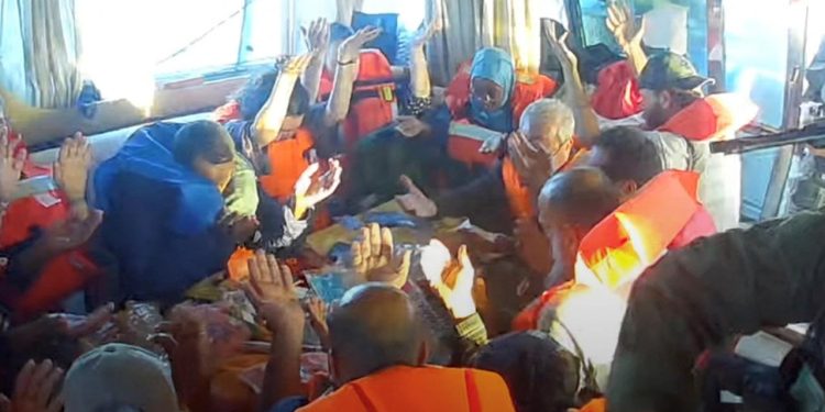 Haydut İsrailli yetkililer, Sumud Filosu'nda yasa dışı alıkonulanların sayısının 480 olduğunu açıkladı