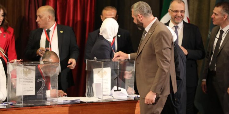 Suriye'de Esed rejiminin devrilmesinin ardından ilk Halk Meclisi seçimleri başladı