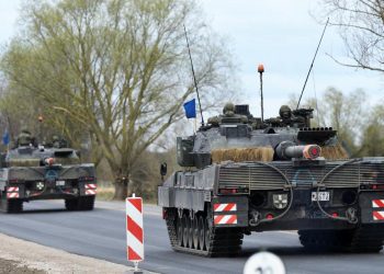 WSJ: ABD, Ukrayna'nın Batı'ya ait uzun menzilli füzeleri kullanma yasağını kaldırdı