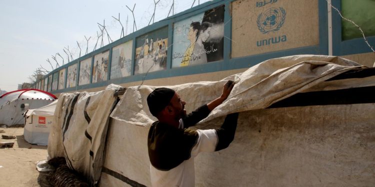 İsrail, ateşkese rağmen UNRWA'nın Gazze'ye yardım göndermesine izin vermiyor