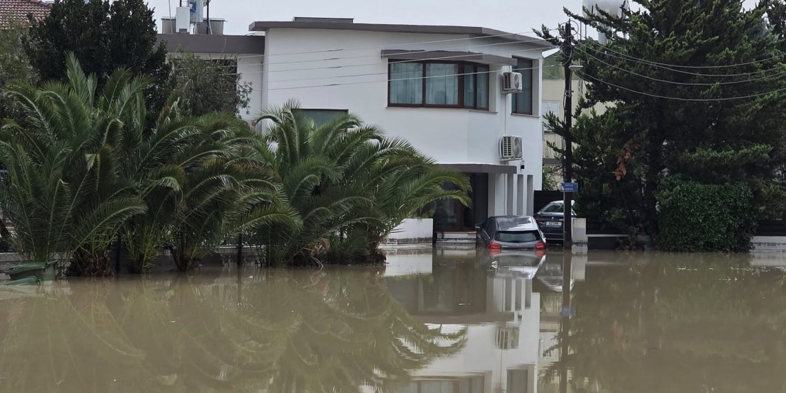 Harmancı: Gönyeli ve Kanlıköy göleti taştı
