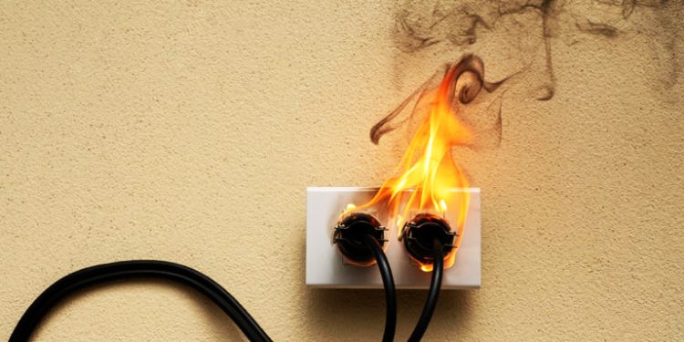 Elektrikli battaniye yangına neden oldu!