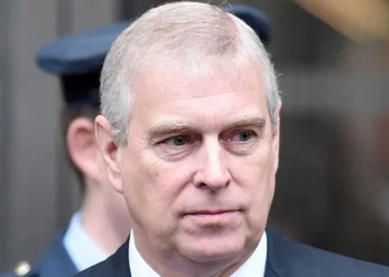 Eski İngiltere Prensi Andrew gözaltına alındı