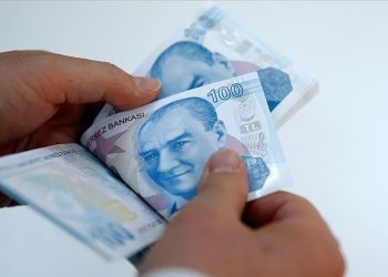 Asgari ücretliye ek destek ödeneğinin ilki hesaplara yatırıldı