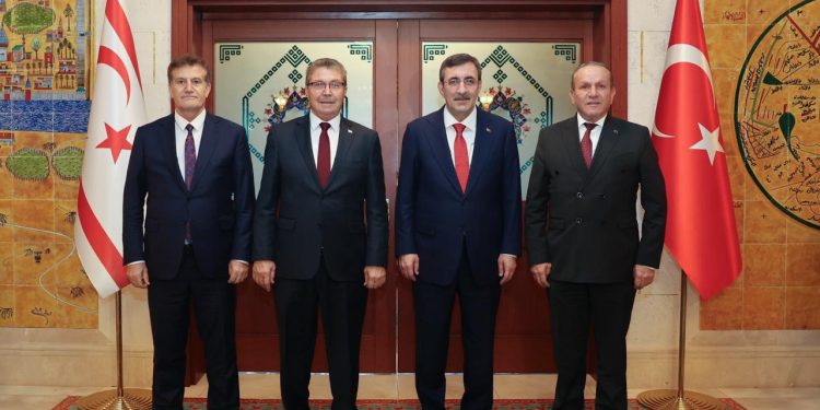 Hükümet ortakları, Cevdet Yılmaz ile bir araya geldi