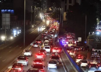 İsrail’in saldırıları sonrası Lübnan’da göç başladı