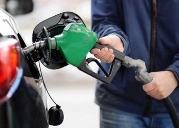 Akaryakıta bir zam daha!