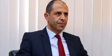 Sahte Diploma Davaları Kıbrıs Türkü İçin Ahlak Sınavıdır