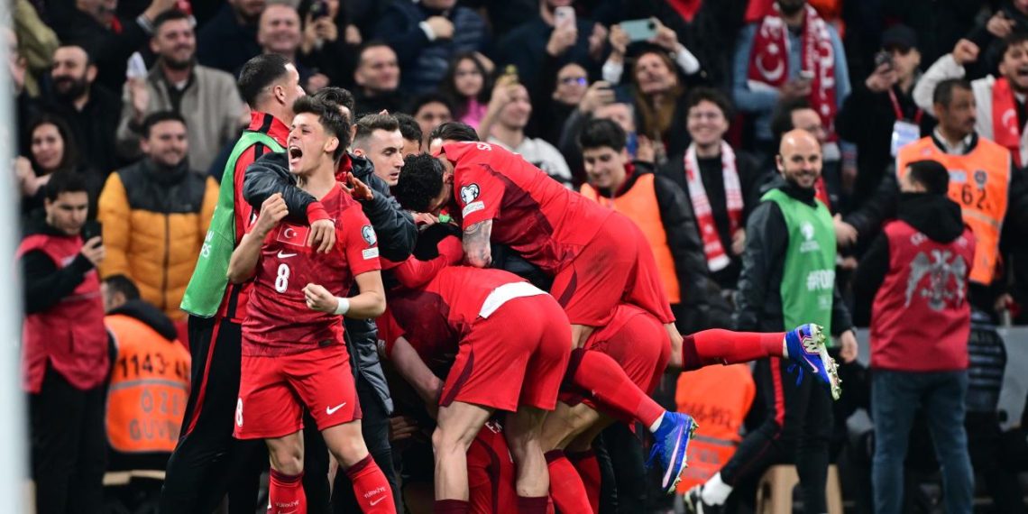 Bizim Çocuklar'dan Dünya Kupası için dev adım