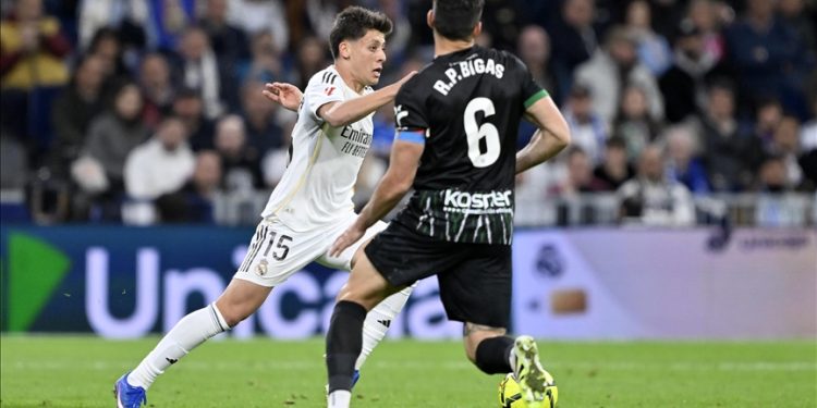 Arda Güler’in yaklaşık 70 metreden attığı golle Real Madrid, Elche’yi 4-1 yendi