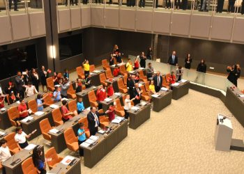 Genel Kurul koltuklarına bu kez çocuklar oturdu