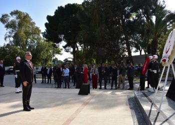 23 Nisan Ulusal Egemenlik ve Çocuk Bayramı törenlerle kutlanıyor… Lefkoşa Atatürk Anıtı’nda tören düzenlendi