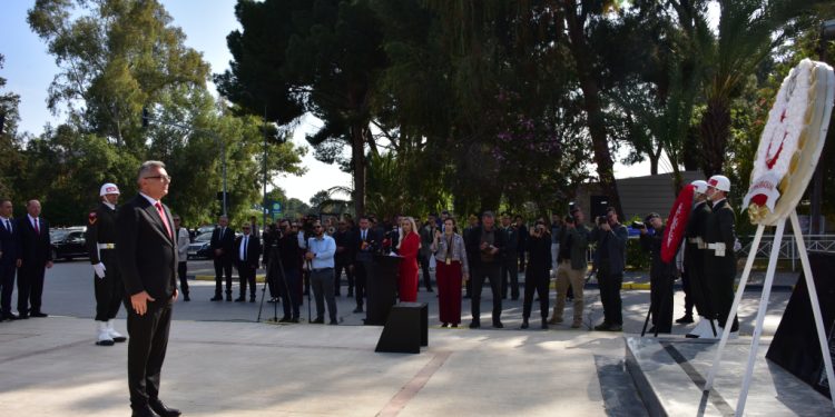 23 Nisan Ulusal Egemenlik ve Çocuk Bayramı törenlerle kutlanıyor… Lefkoşa Atatürk Anıtı’nda tören düzenlendi