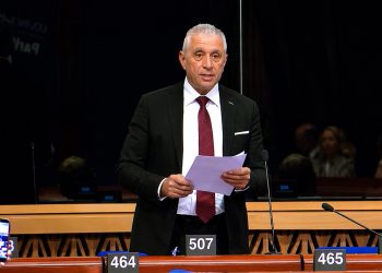 Taçoy, AKPA’da Kıbrıslı Türklere uygulanan izolasyonu gündeme taşıdı