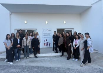 YDÜ Meslek Yüksekokulu Saç Bakımı ve Güzellik Hizmetleri Bölümü çocuklarla buluştu