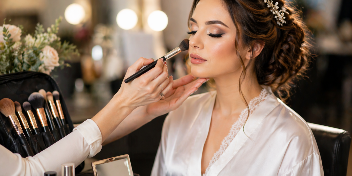 Saç–makyaj için servet!