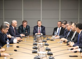 BAŞBAKAN ÜNAL ÜSTEL: “DÜZENLEME YENİDEN KOMİTEYE ÇEKİLECEK, UZLAŞIYLA GENEL KURUL’A TAŞINACAK”