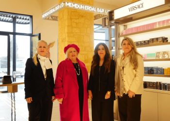 Memduh Erdal Beauté Prestige & L’Original, Edremit’te İkinci Şubesini Açtı