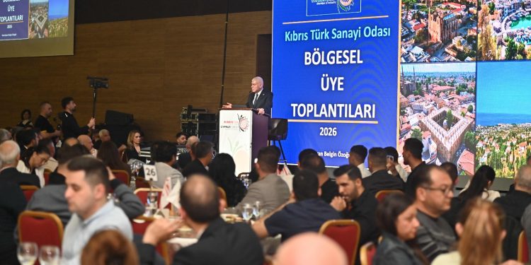 “Sanayici üretim yaparken birçok sorunla boğuşuyor”