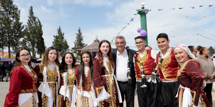 Cumhurbaşkanı Erhürman, 14. Mormenekşe Enginar Festivali’ne katıldı