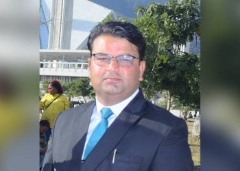 Khurram: Asgari ücrette kesintiler kabul edilemez
