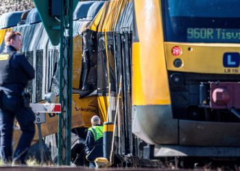 Danimarka'da iki trenin çarpıştığı kazada 17 kişi yaralandı