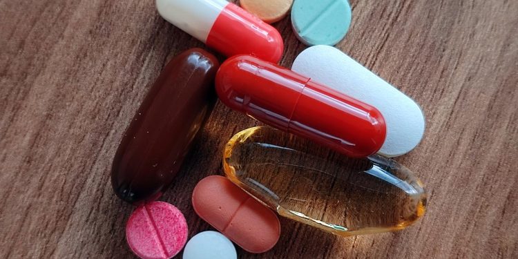 İran savaşı İngiltere ve Hindistan'da ilaç fiyatlarını artırdı