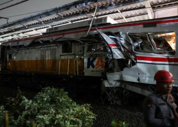 Endonezya'da tren kazasında 4 kişi öldü, 38 kişi yaralandı