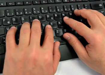 Meta yapay zeka eğitimi için çalışanlarının klavye ve fare hareketlerini takip edecek