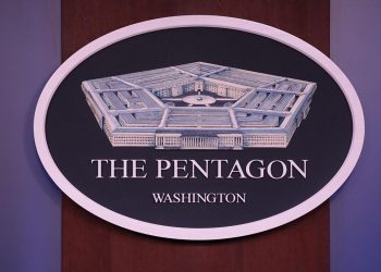 Pentagon: ABD Donanma Sekreteri John Phelan görevinden ayrıldı