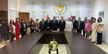 Çavuşoğlu, Türk Dil Kurumu Başkanı Mert’i kabul etti