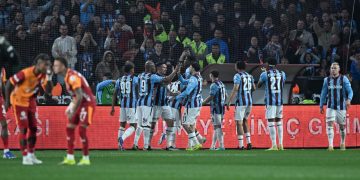 Zirvede yarış kızıştı