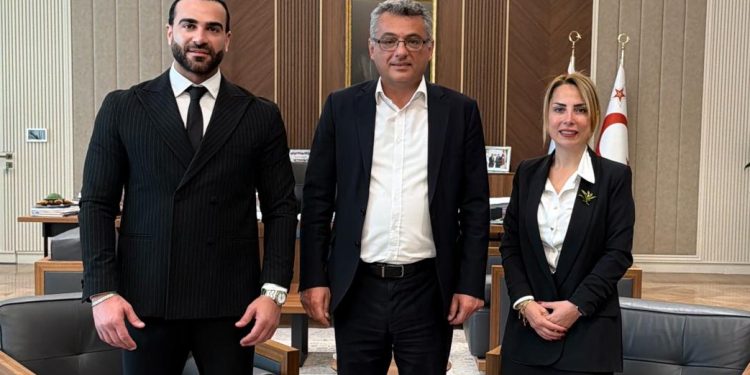 ZAYDER Derneği ve ENMODA Magazin direktörleri, Cumhurbaşkanı Erhürman’a ziyaret gerçekleştirdi