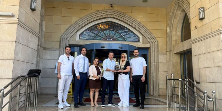 Merit Lefkoşa Otel’e TatilBudur’dan “Parlayan Yıldız Memnuniyet Başarı Ödülü”