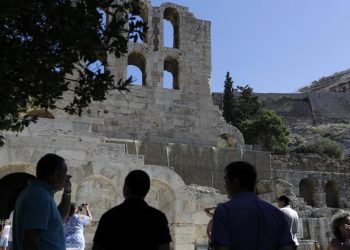 Yunanistan'dan borçları için Akropolis'in satılması istendi