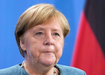 Merkel'e göre Avrupa, dünyanın en güçlü kıtası olmaktan çok uzak
