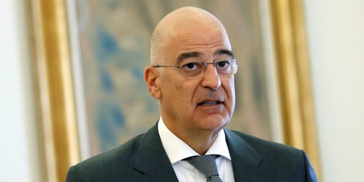 Dendias'tan Türk savunma sanayii itirafı: Her türlü takdiri hak ediyor