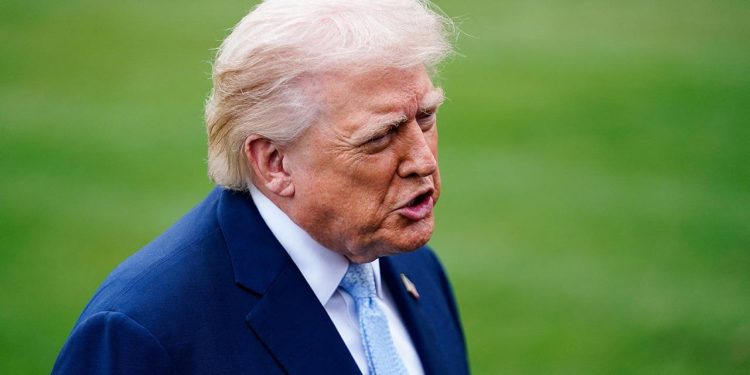 Trump, Küba'yı kısa sürede yönetimi devralacakları bir yer olarak nitelendirdi