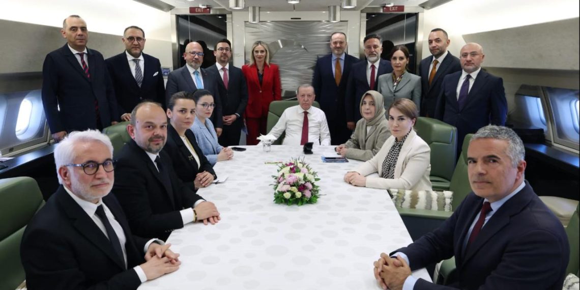 Erdoğan: Türk dünyası Kıbrıs Türk halkını bağrına basıyor