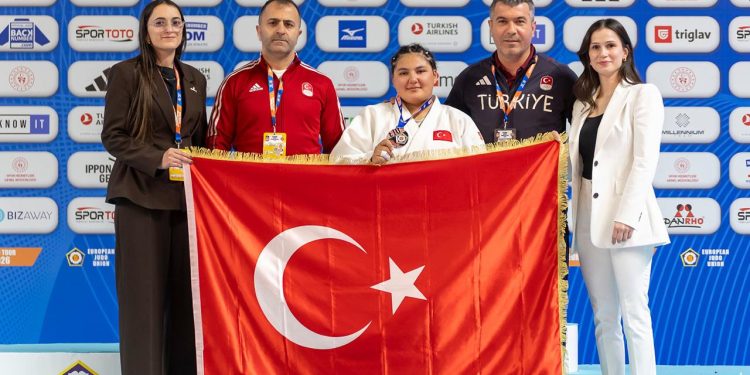 Milli judocu Nisanur Serin Avrupa ikincisi