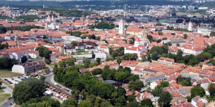 Litvanya'nın başkenti Vilnius'ta görülen şüpheli İHA paniğe neden oldu