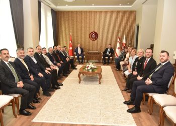 Öztürkler, DEİK Türkiye-KKTC İş Konseyi Başkanı ve beraberindeki heyeti kabul etti