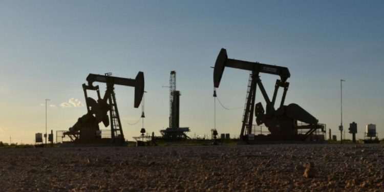 Brent petrolün varili 101,55 dolardan işlem görüyor