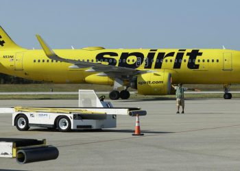 Yakıt krizi nedeniye Spirit Airlines tüm uçuşlarını iptal etti
