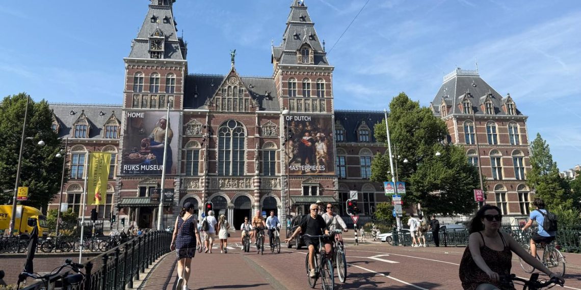 Hollanda'da sıcak hava dalgası sebebiyle 8 bölgede kırmızı kod uyarısı verildi